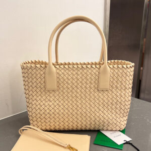 Bottega Veneta Cabat