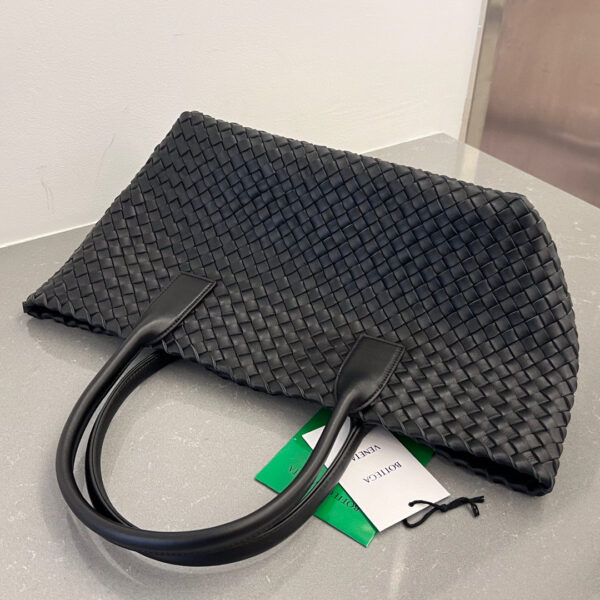 Bottega Veneta Cabat