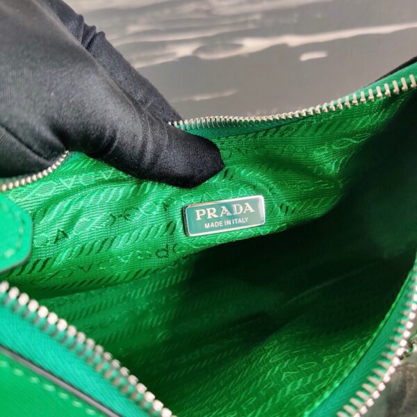 Prada Re-Edition 2005 Saffiano leather bag