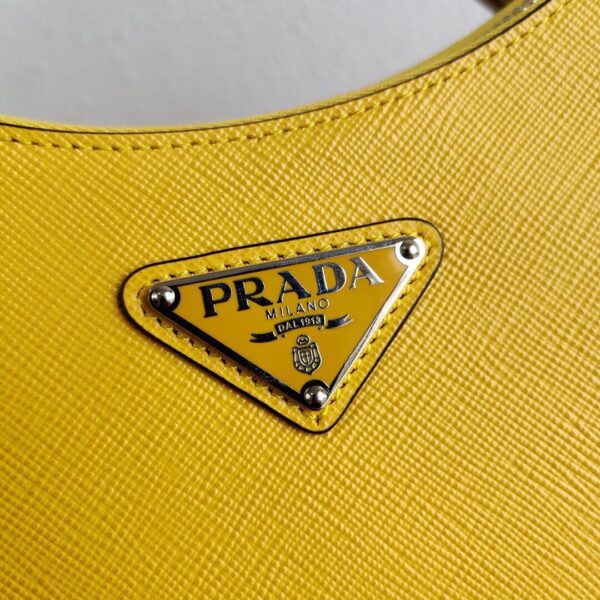 Prada Re-Edition 2005 Saffiano leather bag
