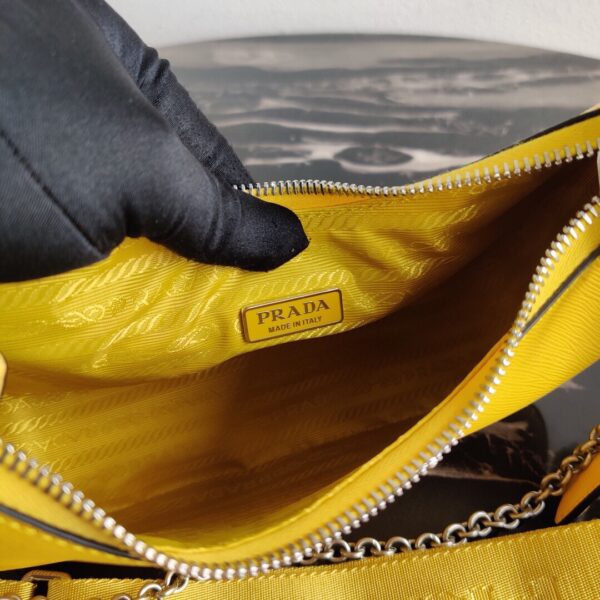 Prada Re-Edition 2005 Saffiano leather bag