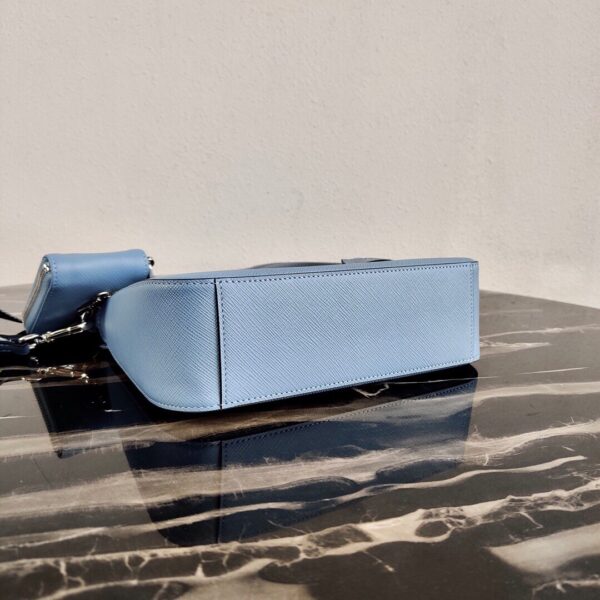 Prada Re-Edition 2005 Saffiano leather bag