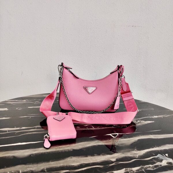 Prada Re-Edition 2005 Saffiano leather bag