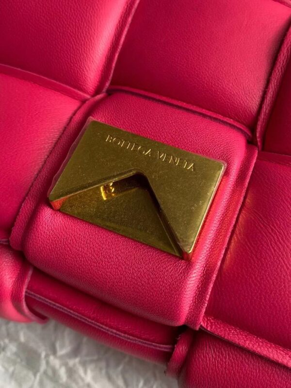 Bottega Veneta The Chain Cassette