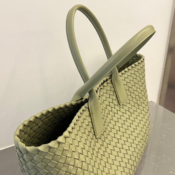 Bottega Veneta Cabat
