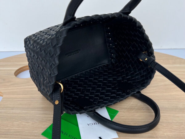 Bottega Veneta Cabat Mini