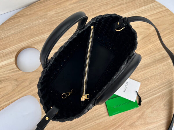 Bottega Veneta Cabat Mini