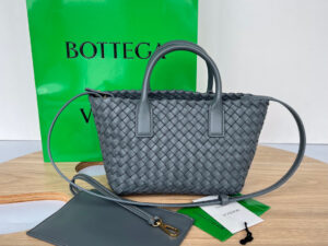 Bottega Veneta Cabat Mini