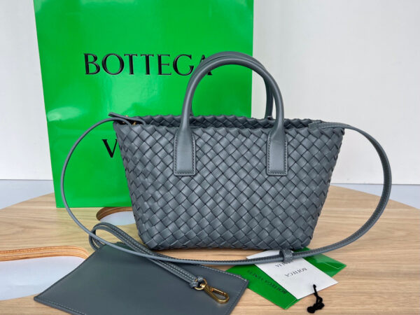 Bottega Veneta Cabat Mini