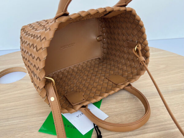 Bottega Veneta Cabat Mini