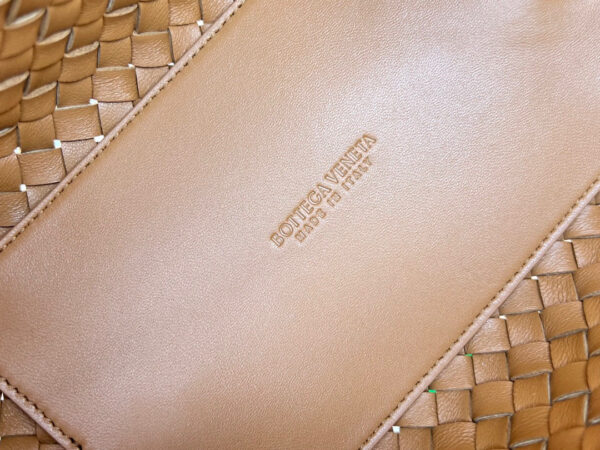Bottega Veneta Cabat Mini