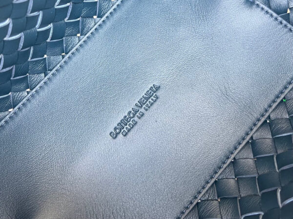 Bottega Veneta Cabat Mini