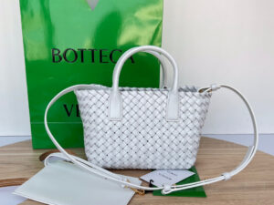 Bottega Veneta Cabat Mini
