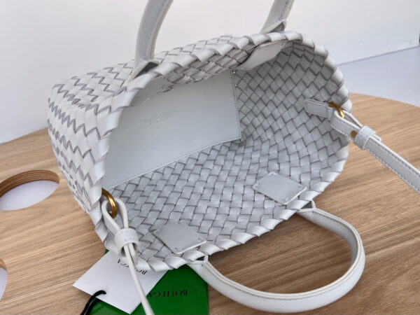 Bottega Veneta Cabat Mini