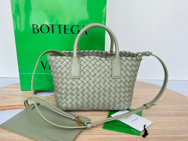 Bottega Veneta Cabat Mini