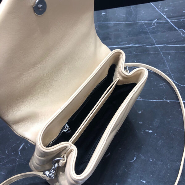 YSL LOULOU TOY