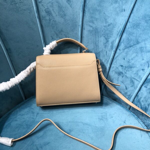 YSL Cassandra