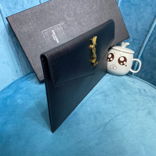 YSL Uptown