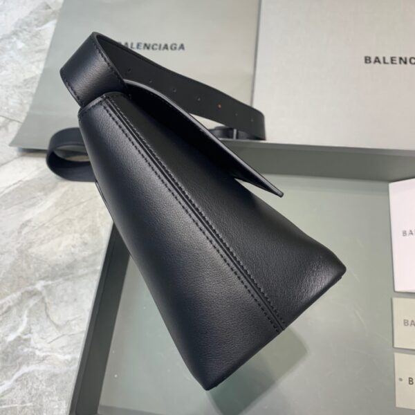 Balenciaga Hourglass