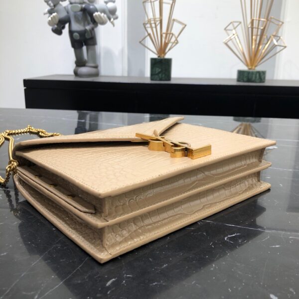 YSL Cassandra