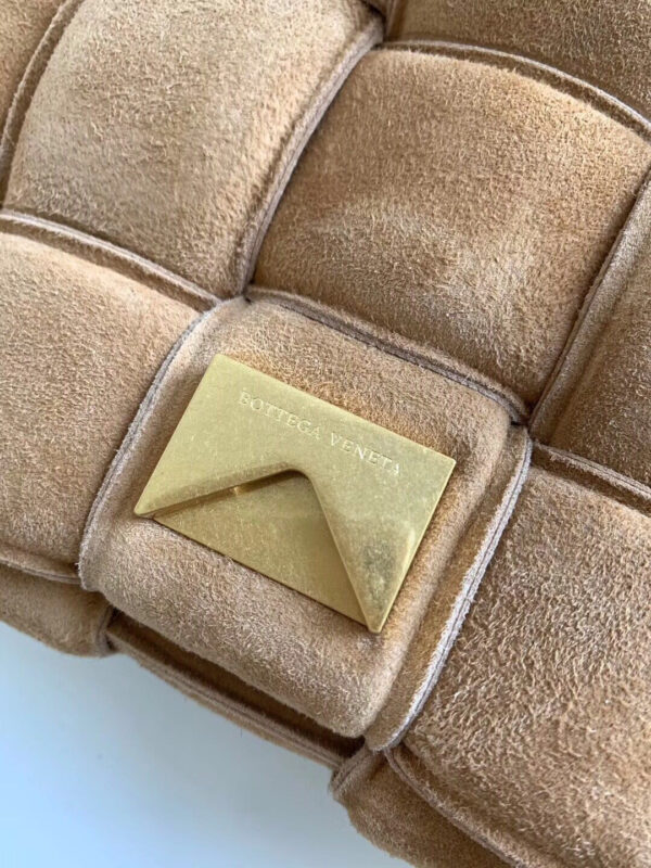 Bottega Veneta The Chain Cassette