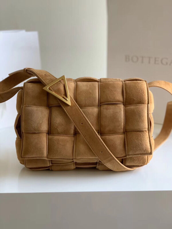 Bottega Veneta The Chain Cassette