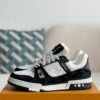 White Black Trainer