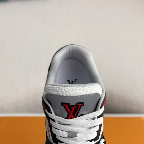 Trainer Black Red Monogram Flower