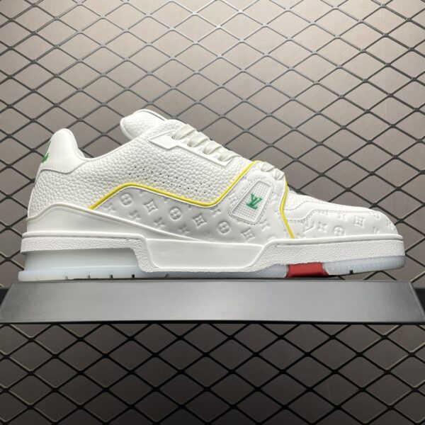 Colorful low-top casual sneakers