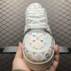 Low-top casual sneakers
