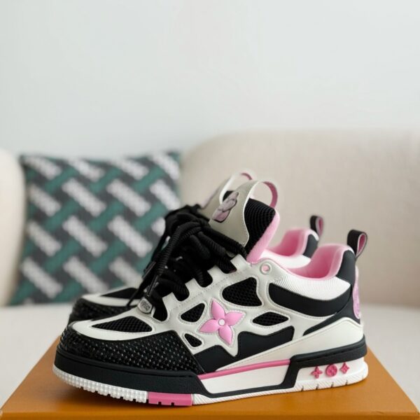 Black and pink couple sneakers