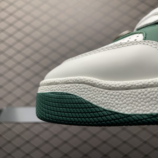 Retro casual sneakers