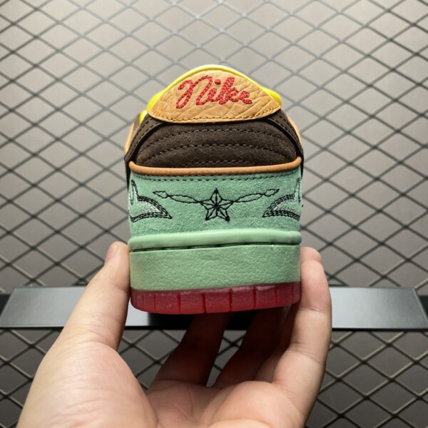 NK SB Dunk Low " Shenron " low-top casual sneakers