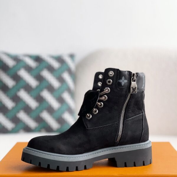 「#2511」Wheat colored letter ankle boots