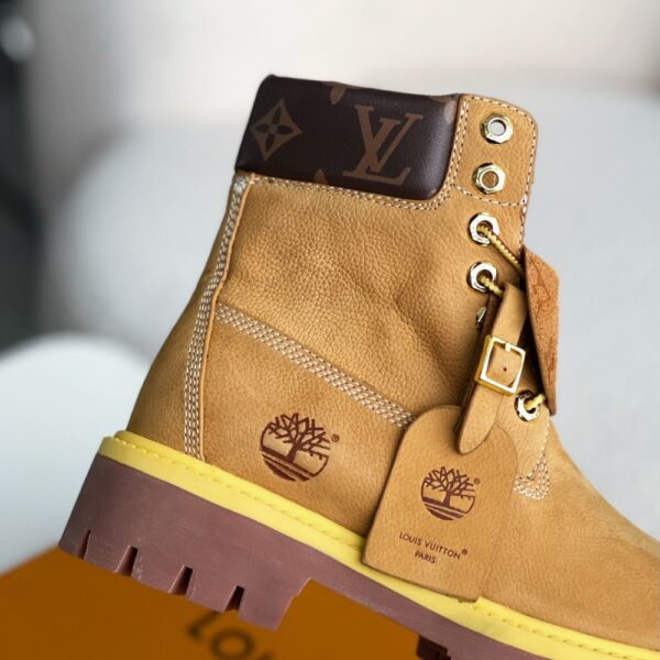 「#2511」Wheat colored letter ankle boots