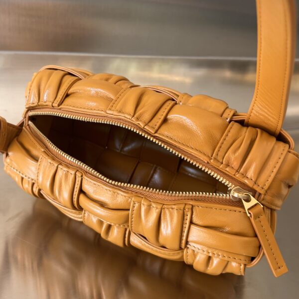Bottega Veneta BV Small Brick Cassette