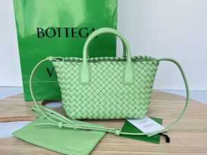 Bottega Veneta Cabat Mini