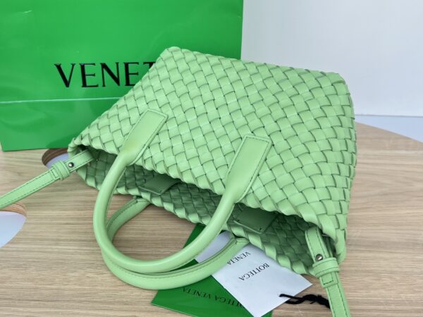 Bottega Veneta Cabat Mini