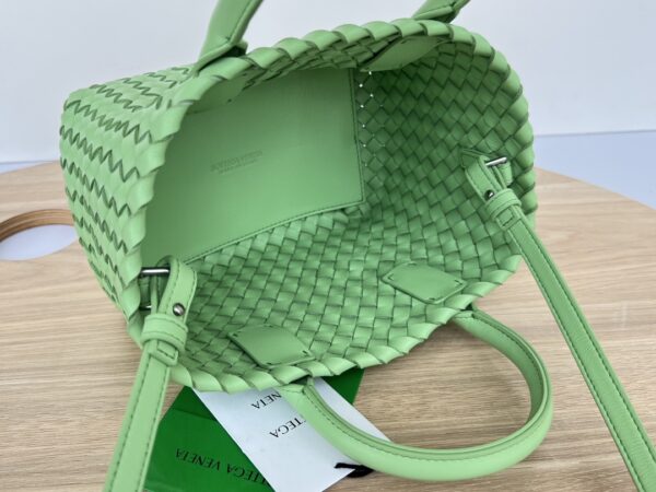Bottega Veneta Cabat Mini