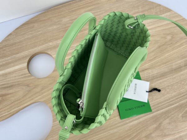 Bottega Veneta Cabat Mini