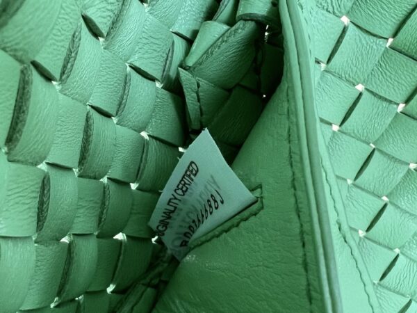 Bottega Veneta Cabat Mini