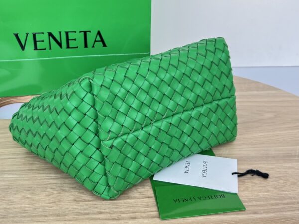 Bottega Veneta Cabat Mini