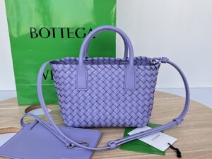 Bottega Veneta Cabat Mini