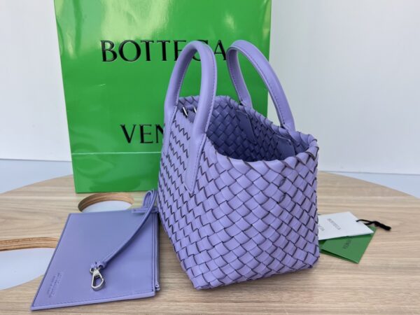 Bottega Veneta Cabat Mini