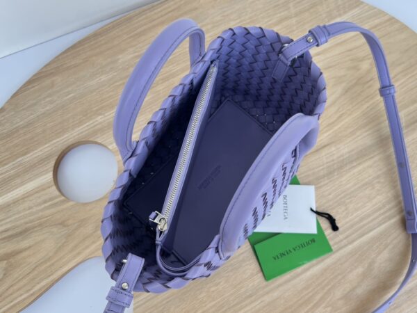 Bottega Veneta Cabat Mini