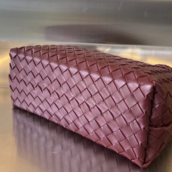 BOTTEGA VENETA MEDIUM ANDIAMO Bag