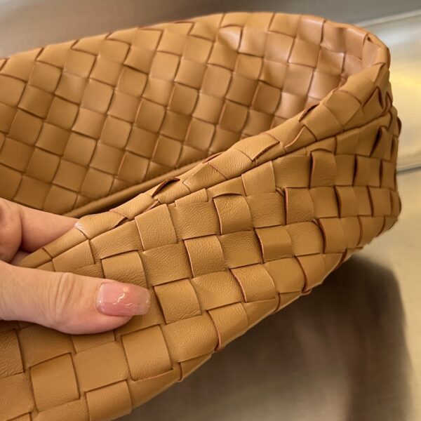 Bottega Veneta Classic Jodie