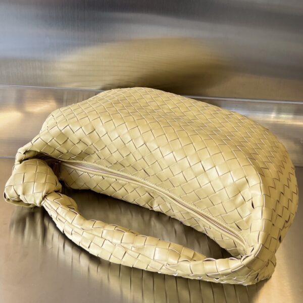 Bottega Veneta Classic Jodie