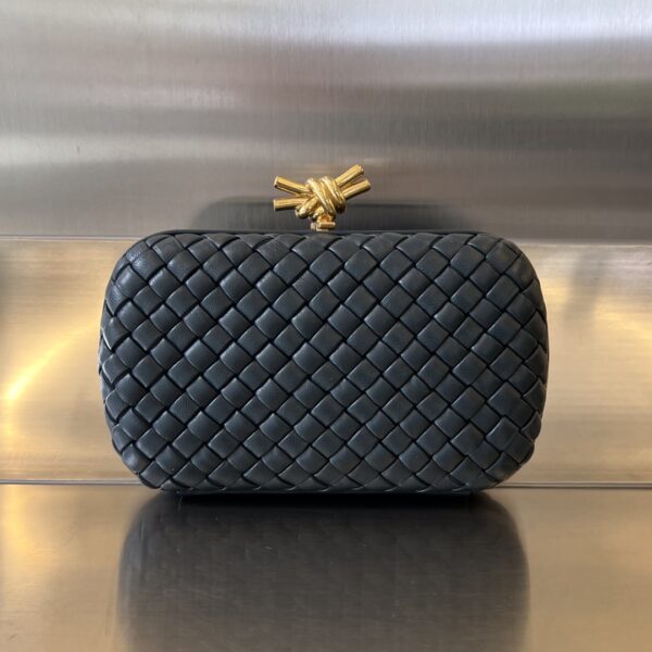 Bottega Veneta Knot