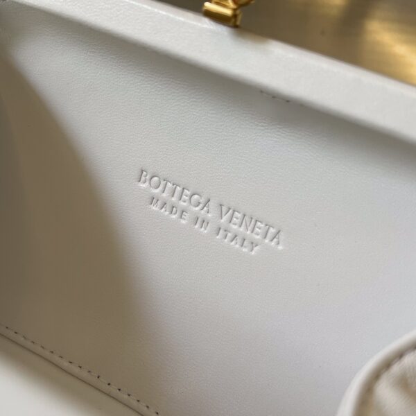 Bottega Veneta Knot